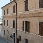 Apartment Easylife - Moderno E Luminoso Nel Cuore Di Iesi