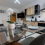Easylife - Moderno E Luminoso Nel Cuore Di Apartment