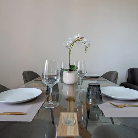 Easylife - Moderno E Luminoso Nel Cuore Di Iesi