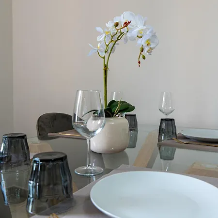 Easylife - Moderno E Luminoso Nel Cuore Di