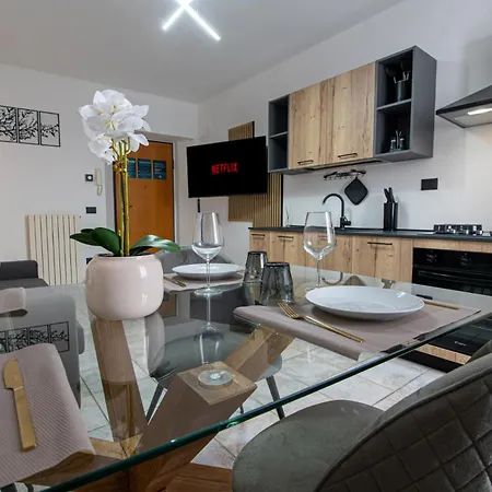 Easylife - Moderno E Luminoso Nel Cuore Di Apartmán